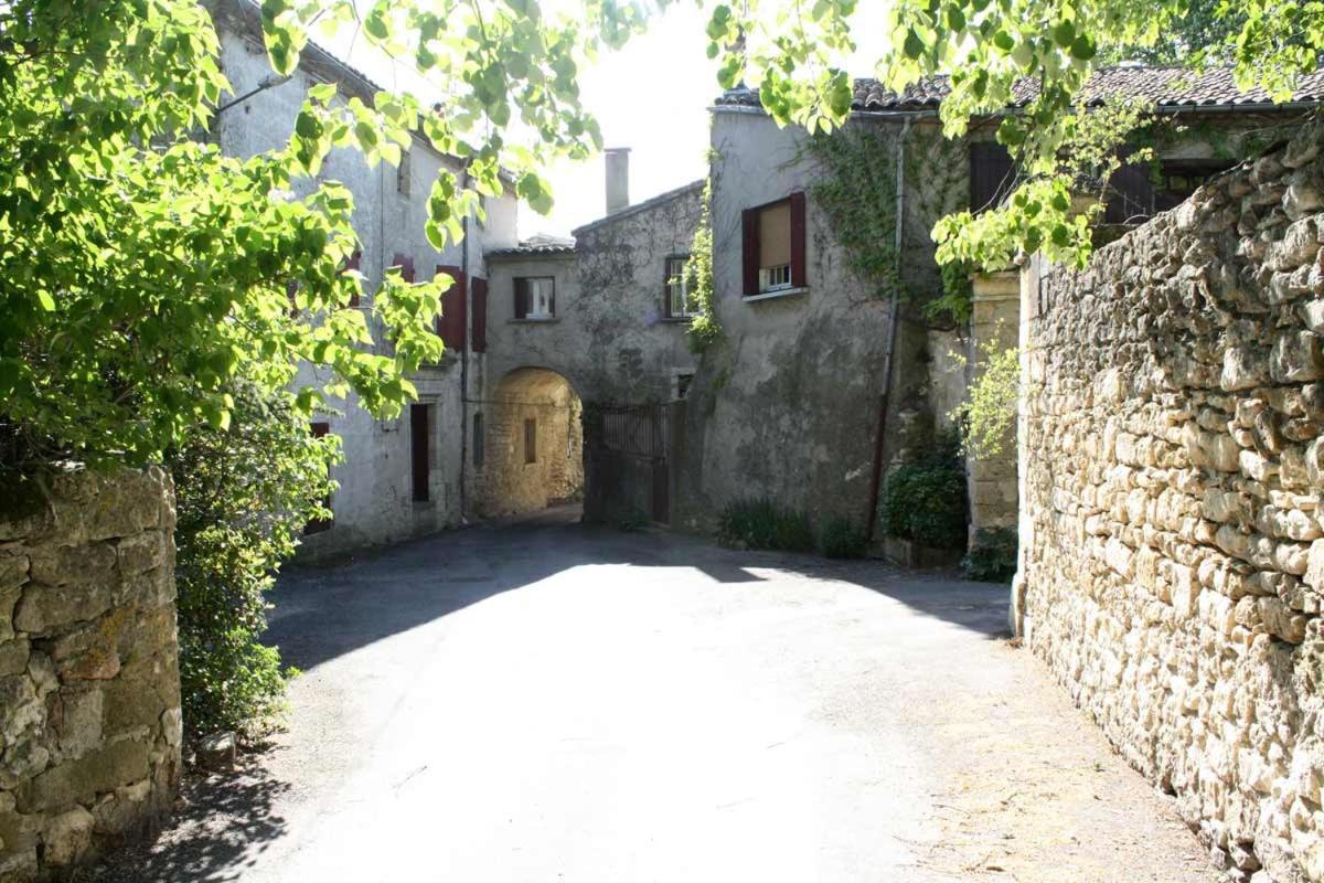 Proche Uzes Le Cocon Du Peintre Anglais Sagriès Buitenkant foto