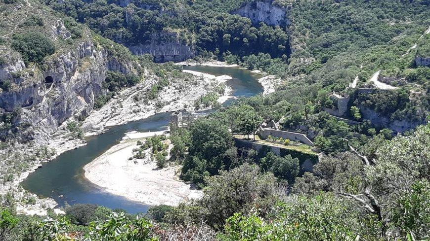 Proche Uzes Le Cocon Du Peintre Anglais Sagriès Buitenkant foto